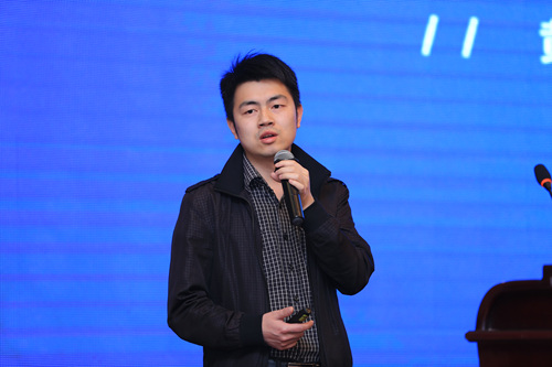 DƬ2.jpg