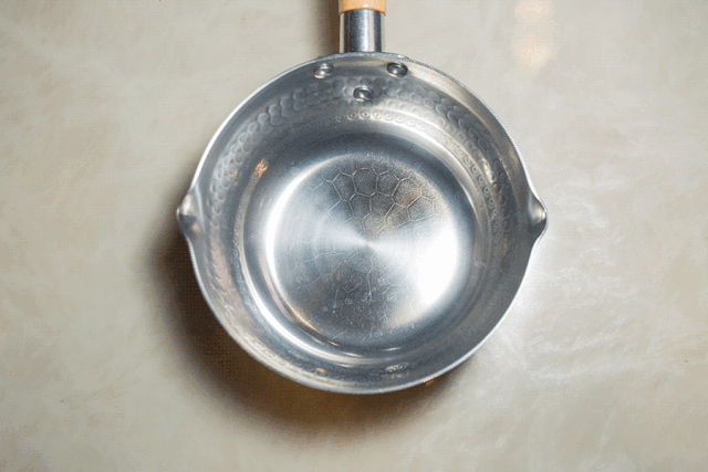 77b7f0cdbe6842219d46286528f8d338.gif